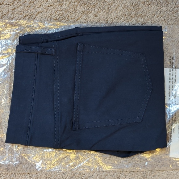 J. Crew Men's 5 Pocket Slim Tech Pant Navy NWT Size 31x32 - Picture 7 of 9